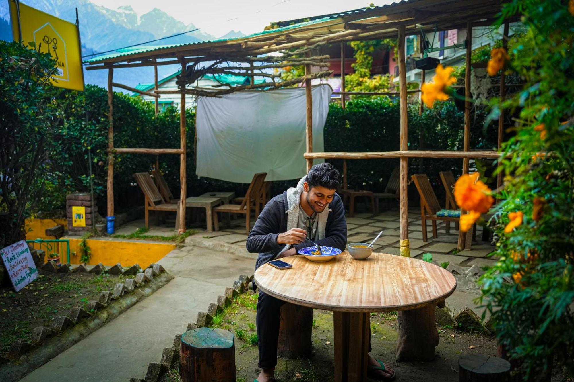 Yaarana Stay & Cafe, Vashisht, Manali Экстерьер фото